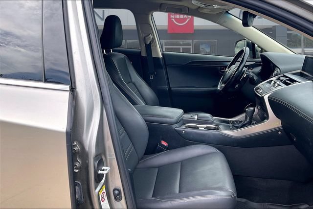Used 2018 Lexus NX 300 AWD image 28