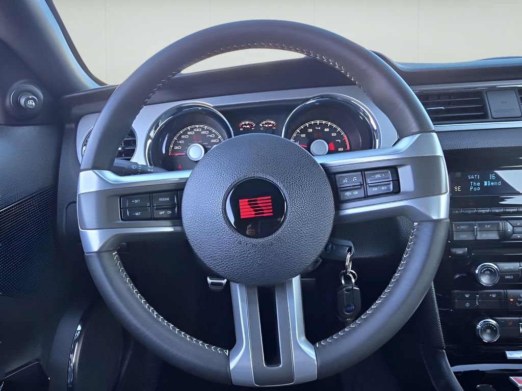 Used 2011 Ford Mustang GT Premium w/ Comfort Pkg RWD image 25