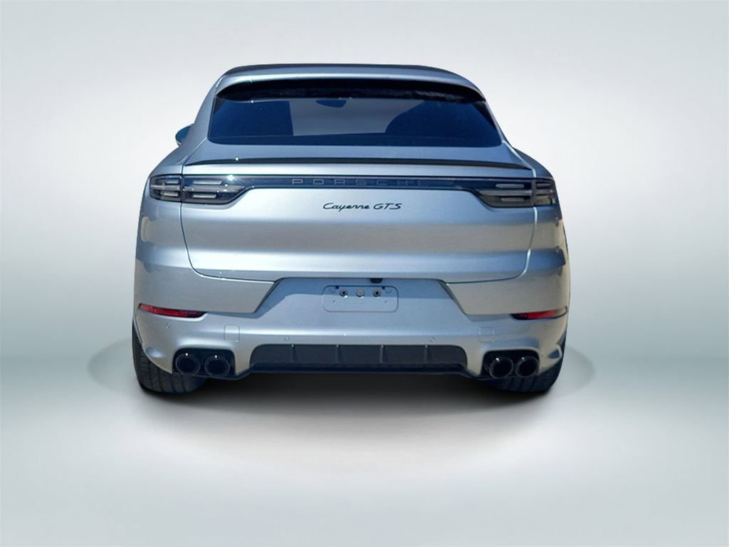 Certified 2022 Porsche Cayenne GTS AWD/4WD image 4