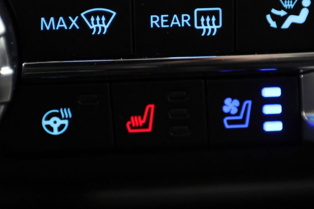 Used 2025 Ford F150 Raptor w/ Equipment Group 803A Raptor R image 30