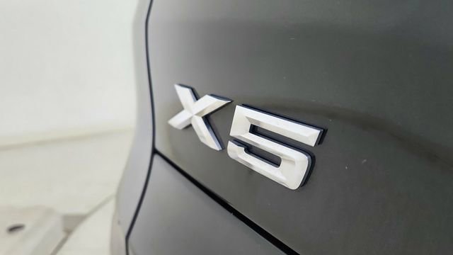 Used 2026 BMW X5 xDrive40i image 18