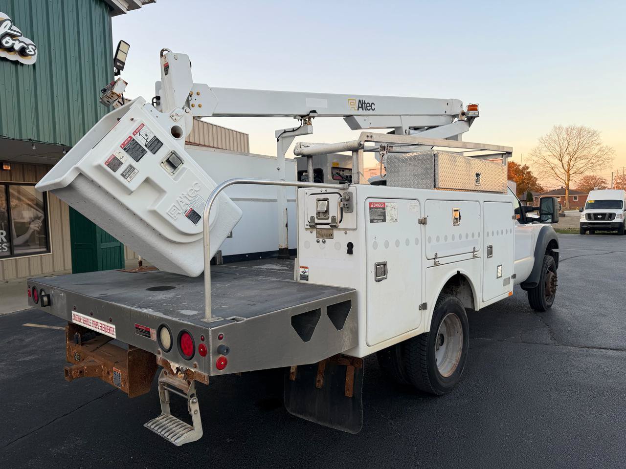 Used 2012 Ford F450 XL RWD image 3