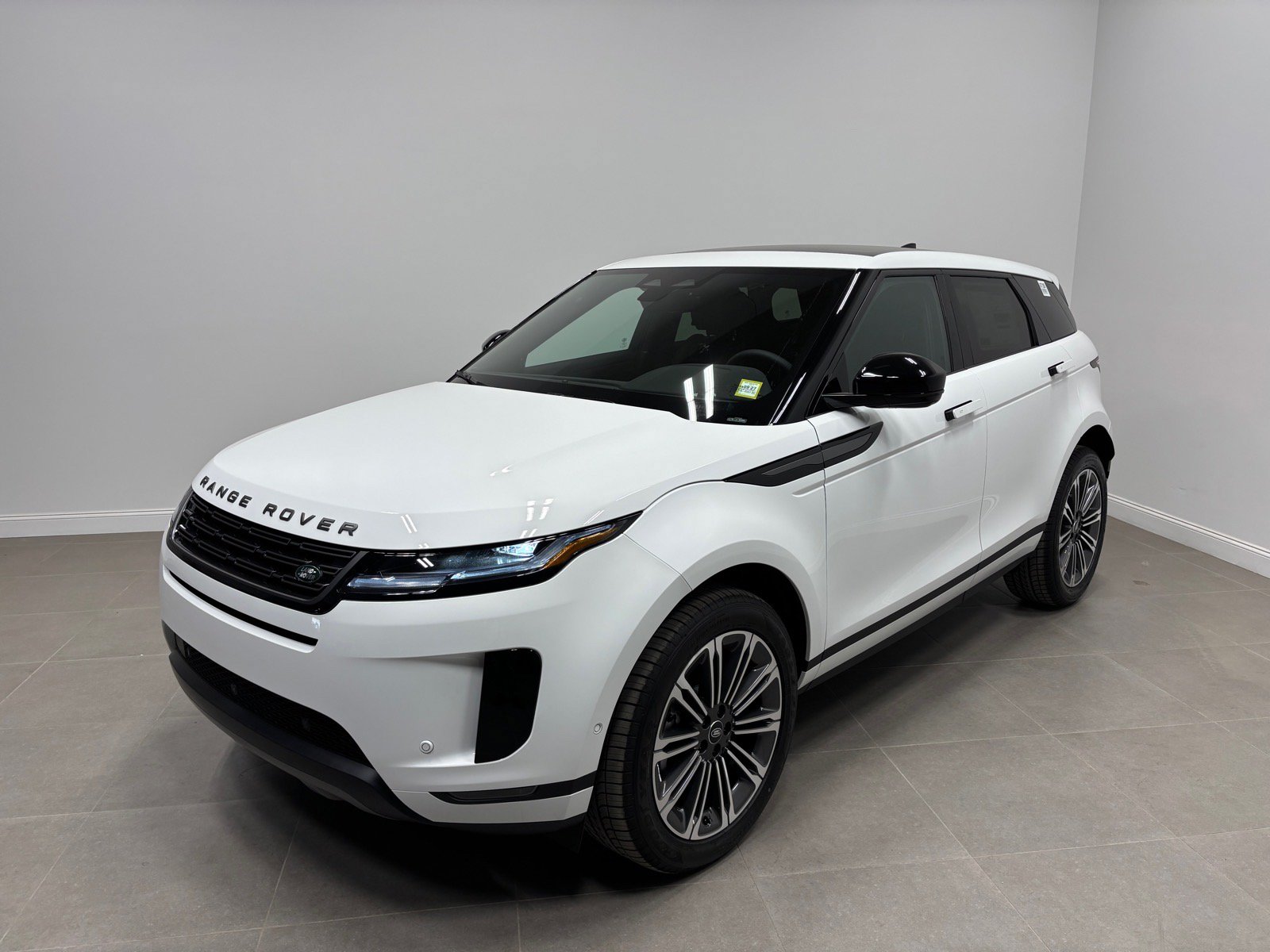 New 2026 Land Rover Range Rover Evoque S AWD/4WD image 1