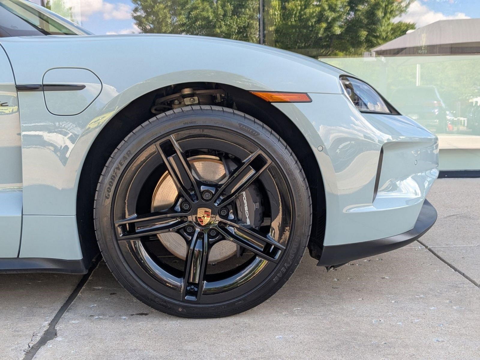 Certified 2025 Porsche Taycan RWD image 11