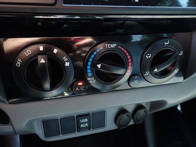 Used 2013 Toyota Tacoma 4x4 Double Cab w/ SR5 Pkg image 17