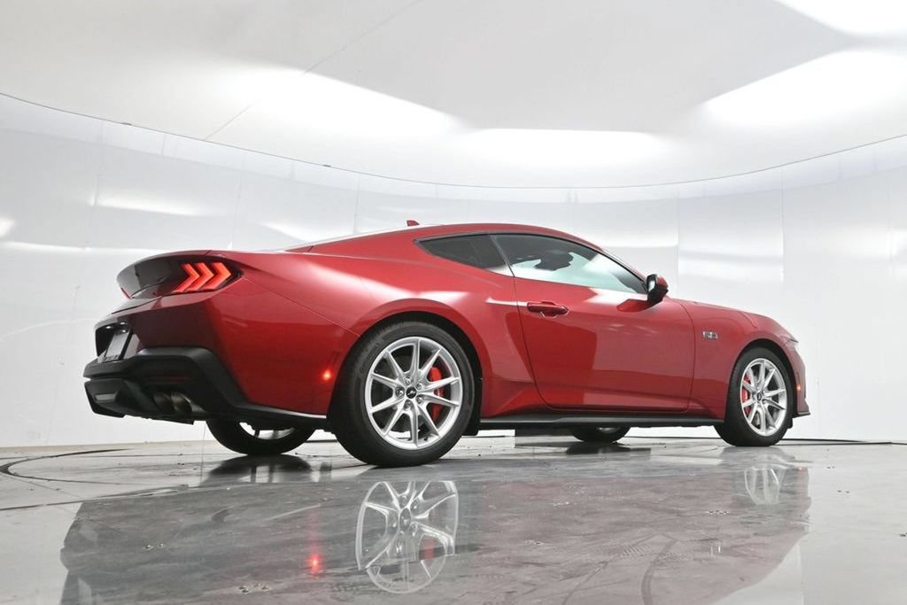 Used 2024 Ford Mustang GT Premium RWD image 60