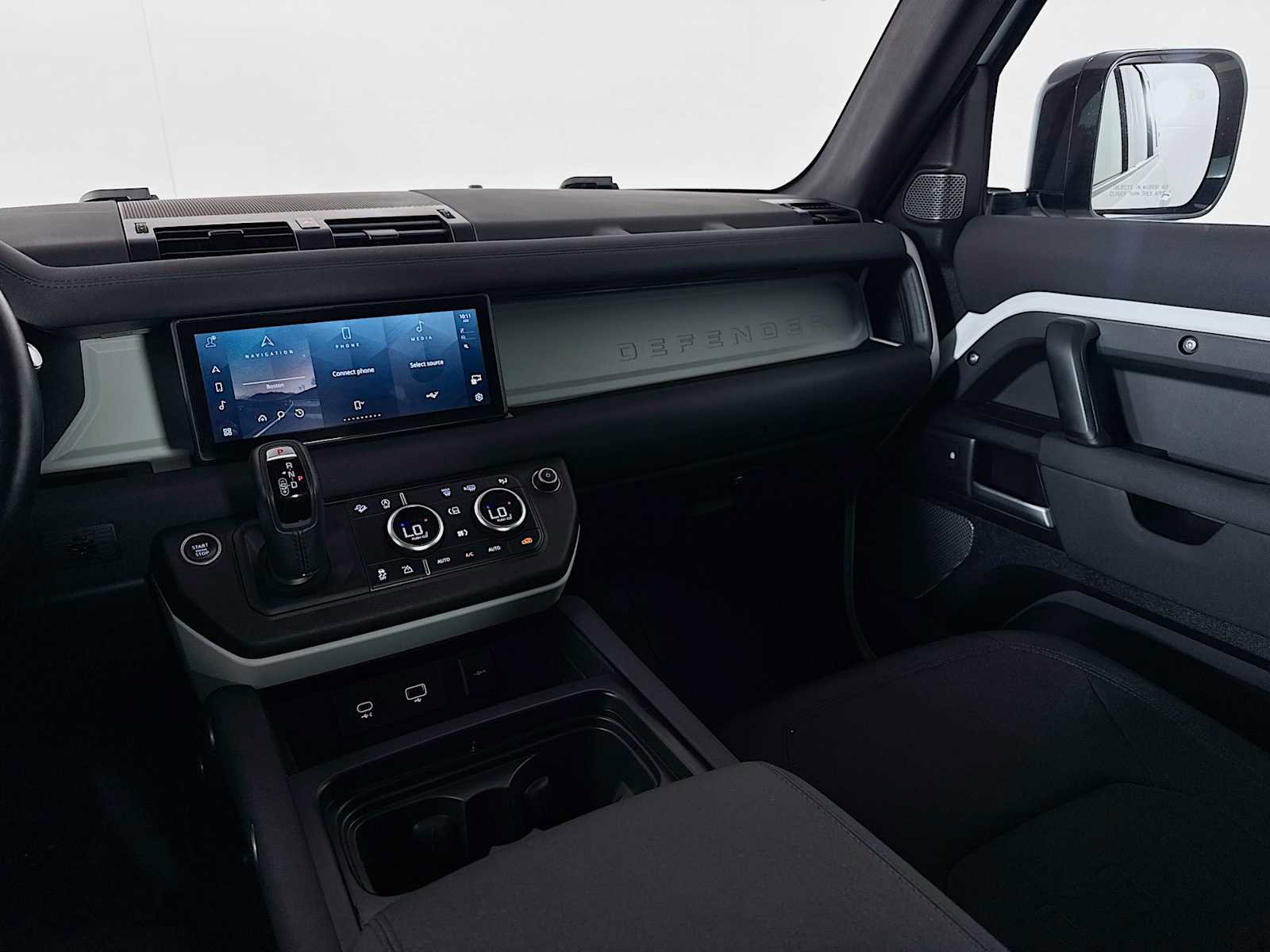 Certified 2022 Land Rover Defender 110 image 21