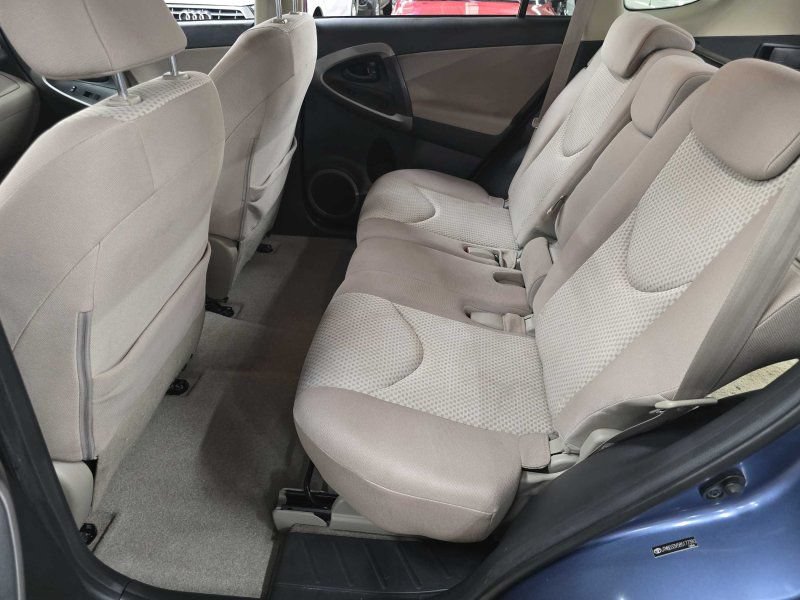 Used 2008 Toyota RAV4 4WD image 8