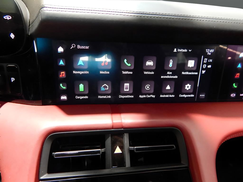 Used 2020 Porsche Taycan 4S image 28