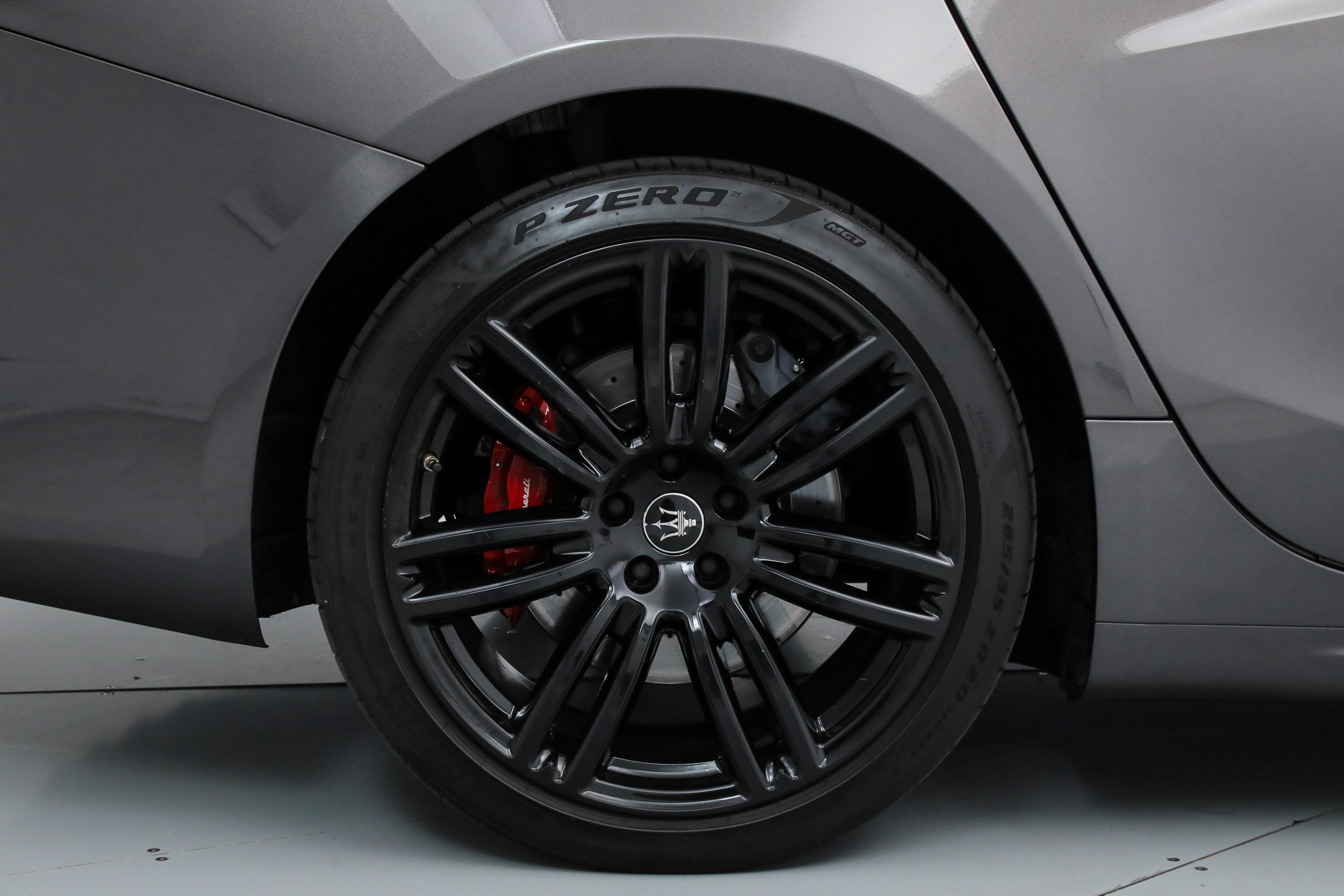 Certified 2023 Maserati Ghibli Modena RWD image 19