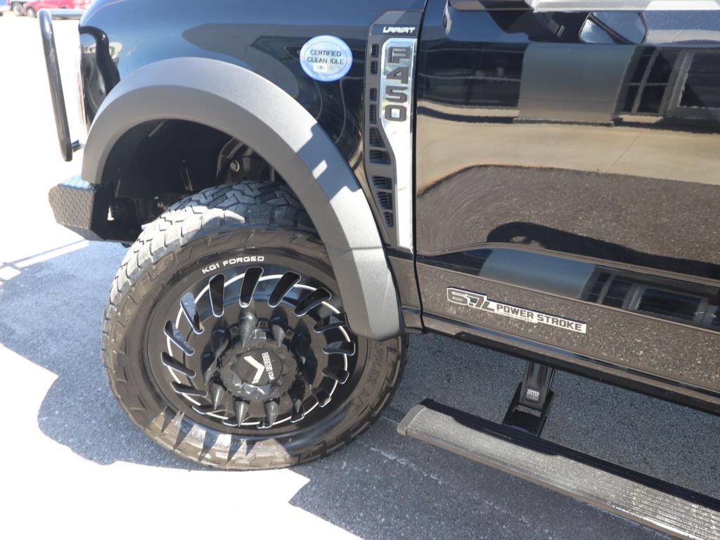 Used 2024 Ford F450 Lariat AWD/4WD image 3