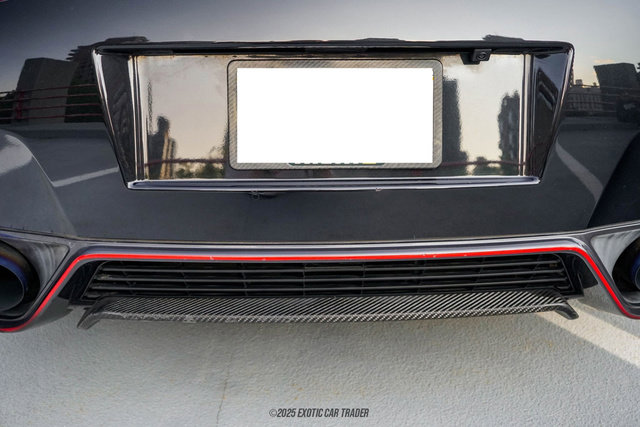 Used 2014 Nissan GT-R Premium w/ Premium Interior Package image 76