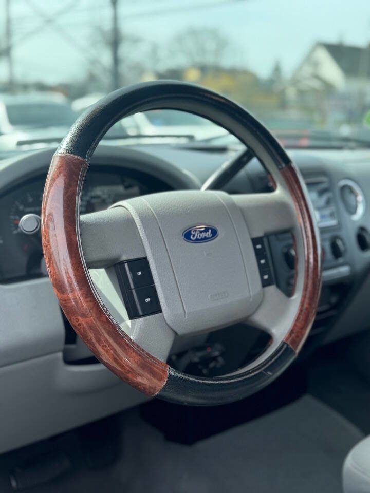 Used 2005 Ford F150 XLT AWD/4WD image 18