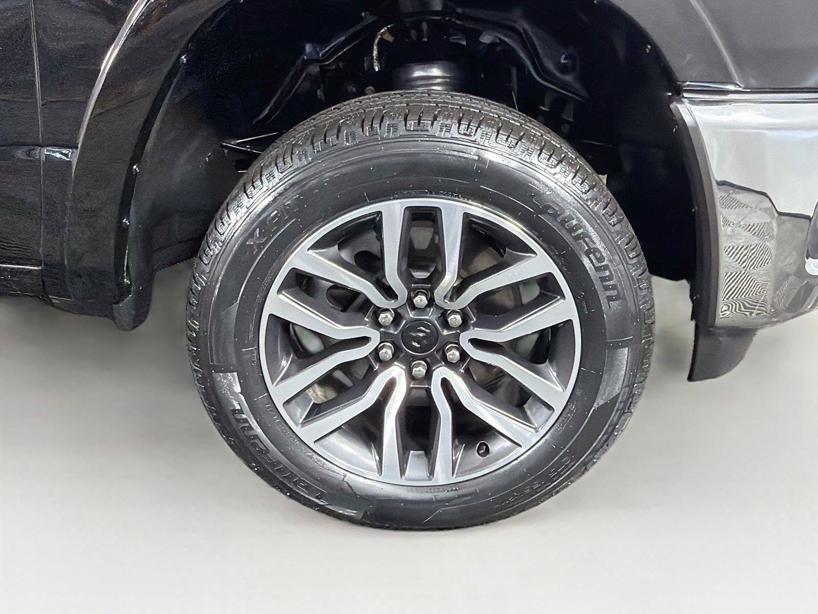 Used 2026 RAM 1500 Limited AWD/4WD image 37
