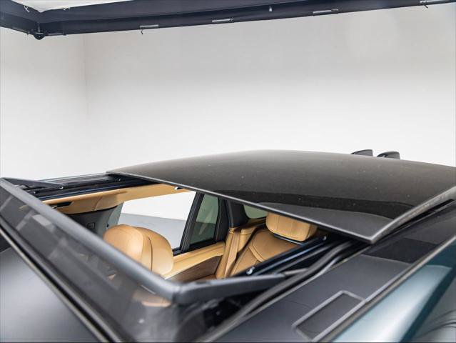 New 2026 Land Rover Range Rover Autobiography AWD/4WD image 14