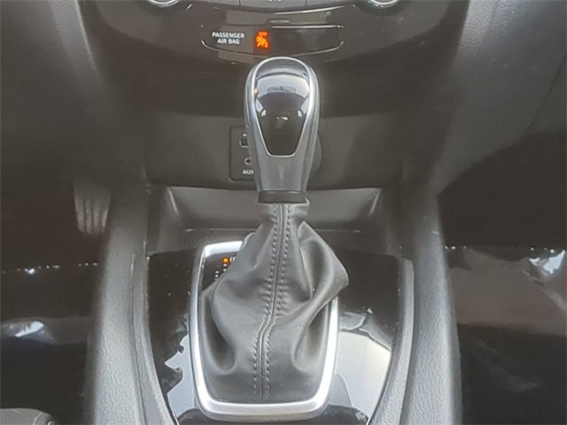 Used 2017 Nissan Rogue Sport SV image 19