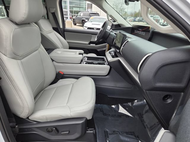 New 2026 Ford Expedition Max Active RWD image 42