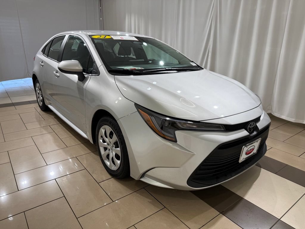 Certified 2024 Toyota Corolla LE FWD image 7