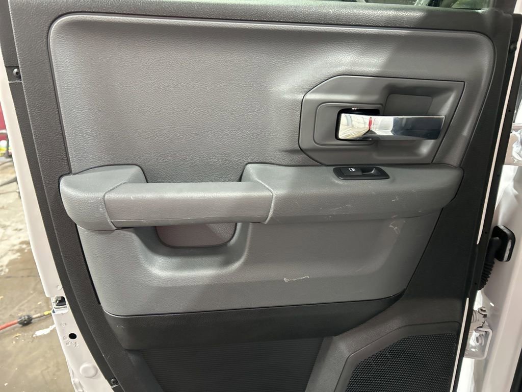 Used 2024 RAM 1500 Classic SLT image 19