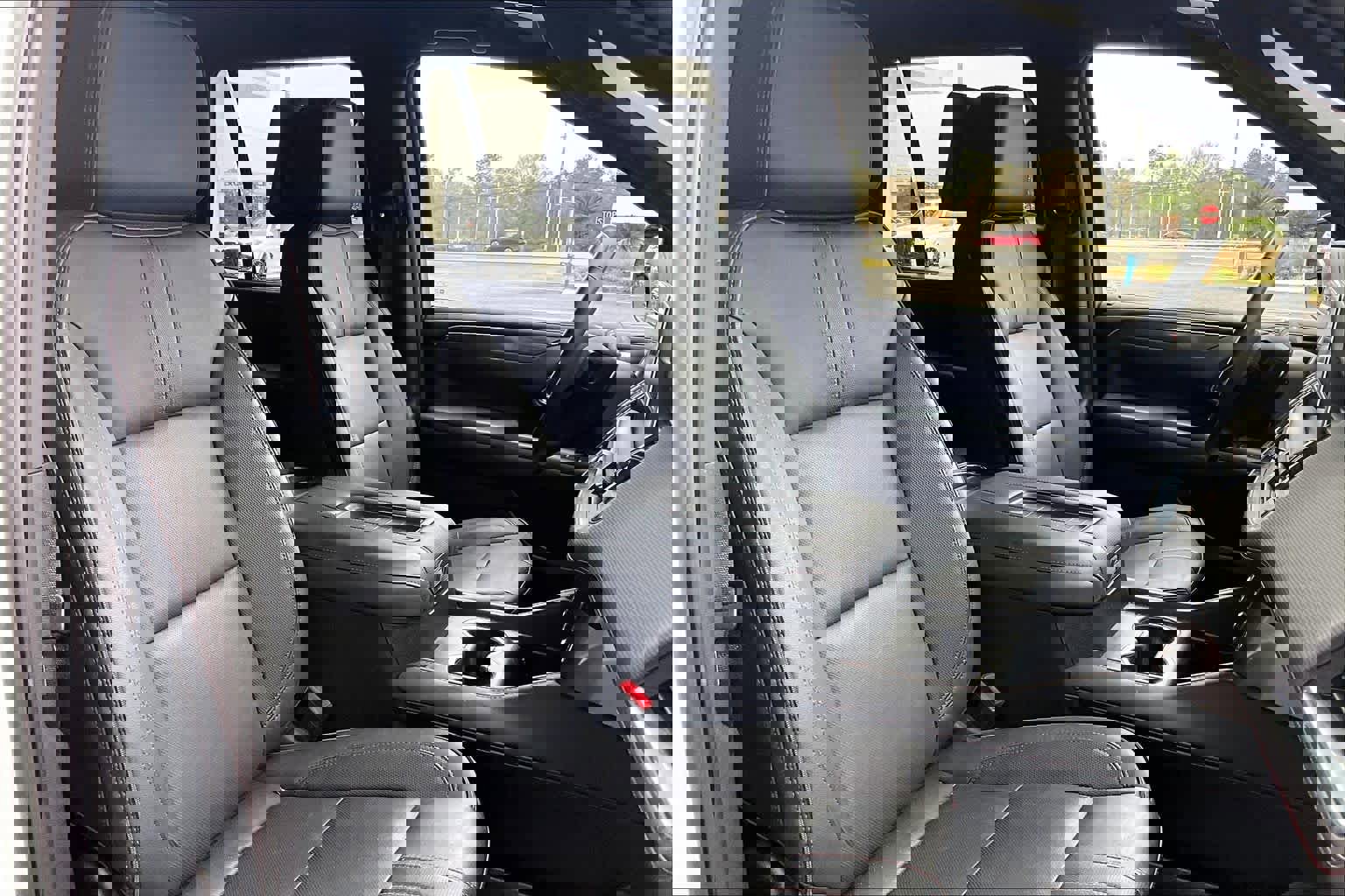 Used 2024 Chevrolet Tahoe RST w/ RST Performance Edition image 8