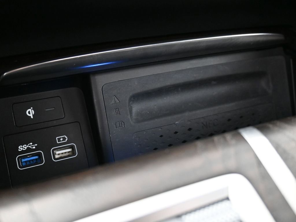 Used 2023 Genesis GV80 2.5T w/ Prestige 20" Package image 25