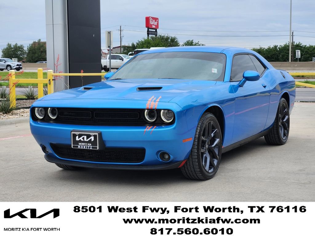 Used 2023 Dodge Challenger SXT w/ Blacktop Package RWD image 3