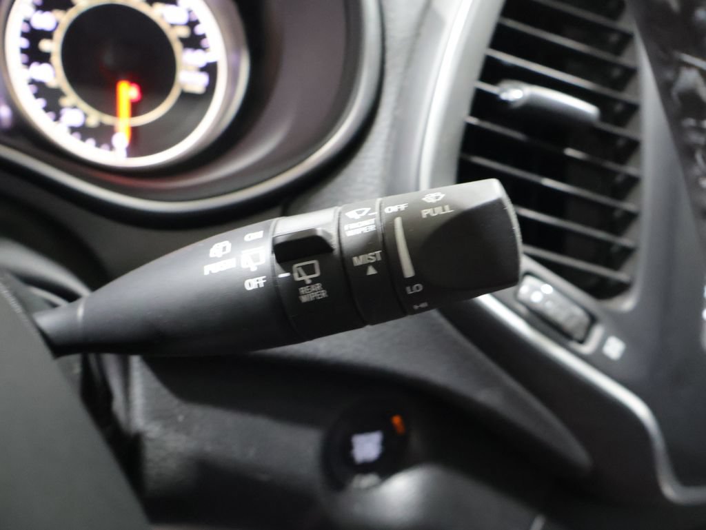 Used 2023 Jeep Cherokee Altitude Lux AWD/4WD image 36