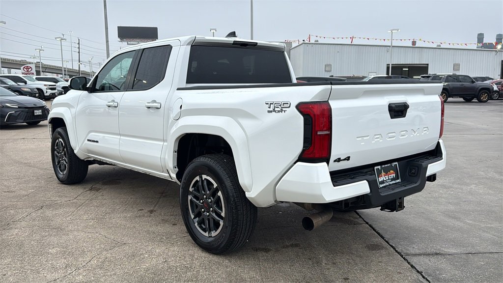 Used 2025 Toyota Tacoma TRD Sport image 5