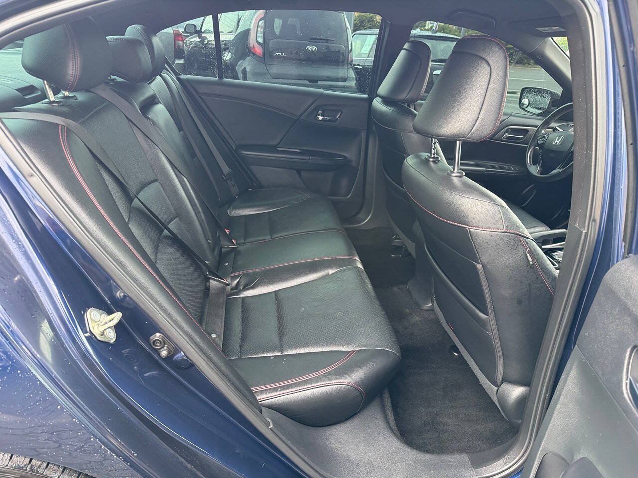 Used 2017 Honda Accord Sport Special Edition image 16