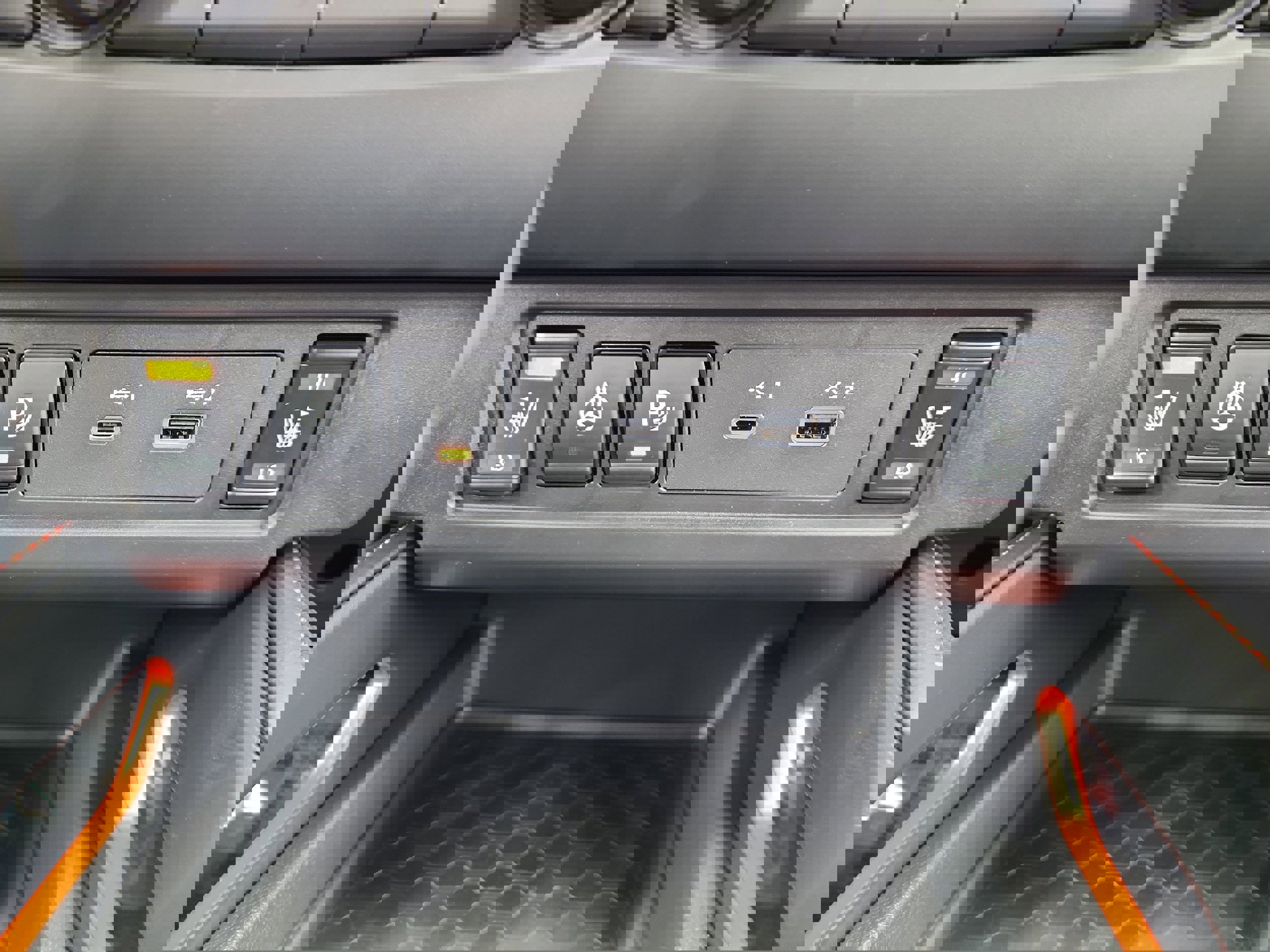 New 2026 Nissan Frontier PRO-4X w/ Pro-4x Convenience Package image 14