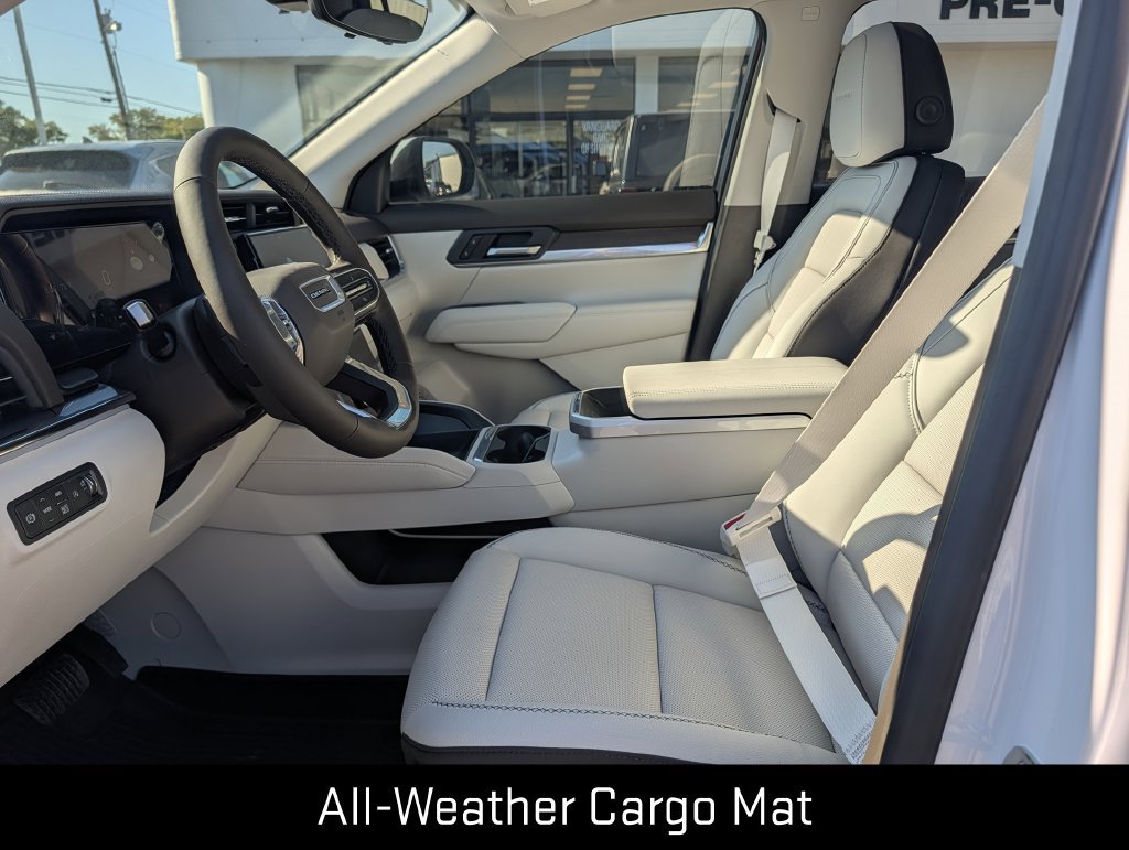 New 2027 GMC Terrain Denali w/ LPO, Floor Liner Package AWD/4WD image 22