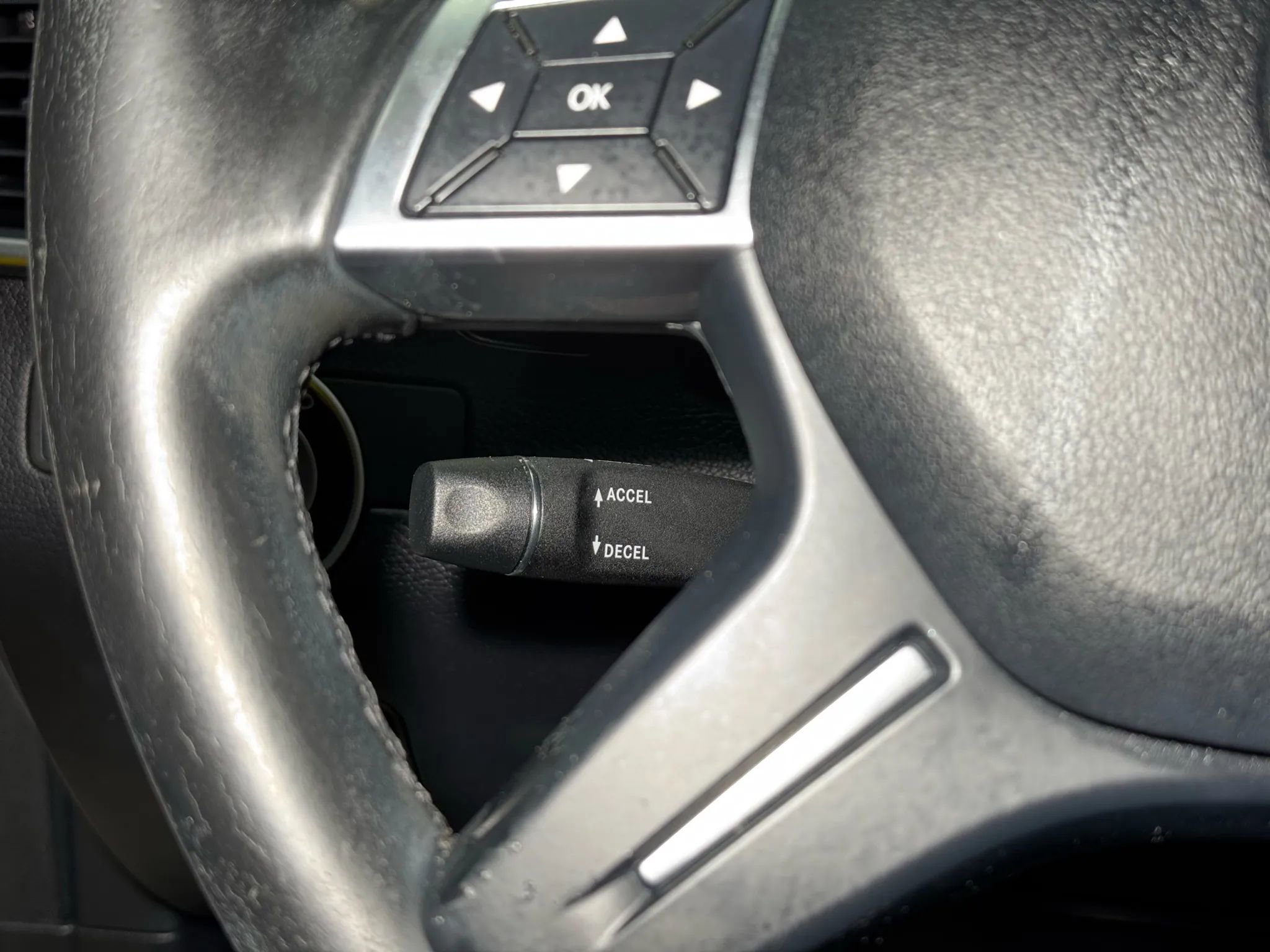 Used 2015 Mercedes-Benz ML 350 4MATIC w/ Premium 1 Package image 47