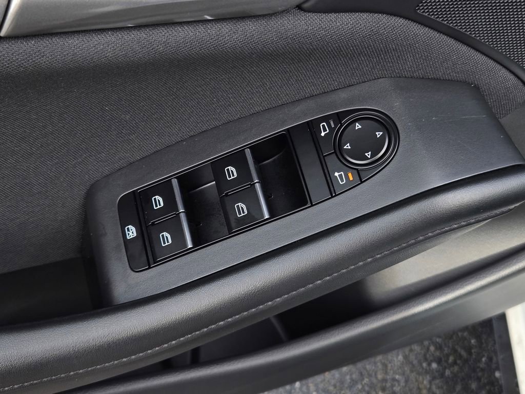 Certified 2025 MAZDA MAZDA3 s image 11