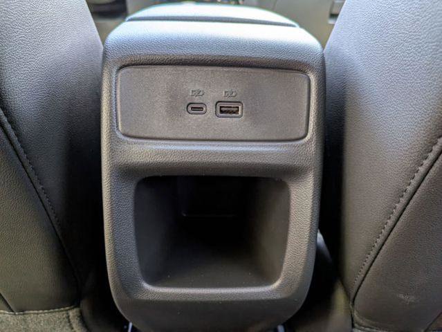 New 2026 Chevrolet Trax RS w/ Sunroof Package FWD image 25