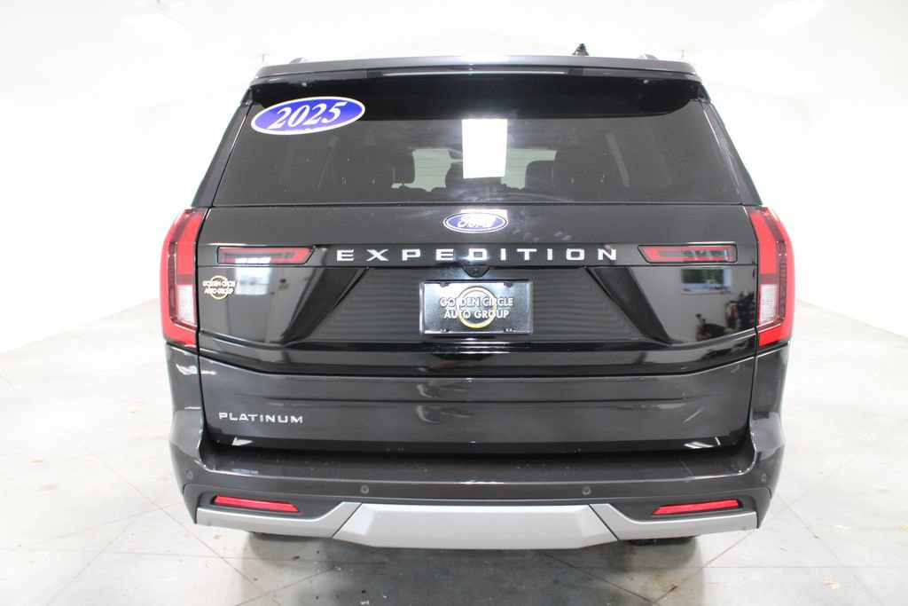 Used 2025 Ford Expedition Platinum w/ Platinum Ultimate Package AWD/4WD image 8