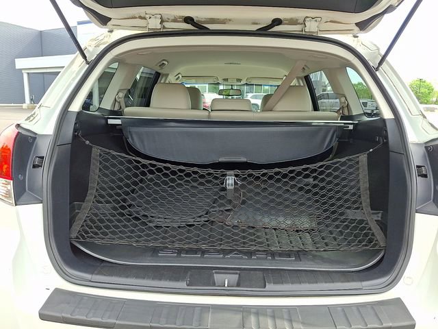 Used 2010 Subaru Outback 3.6R Limited AWD/4WD image 27