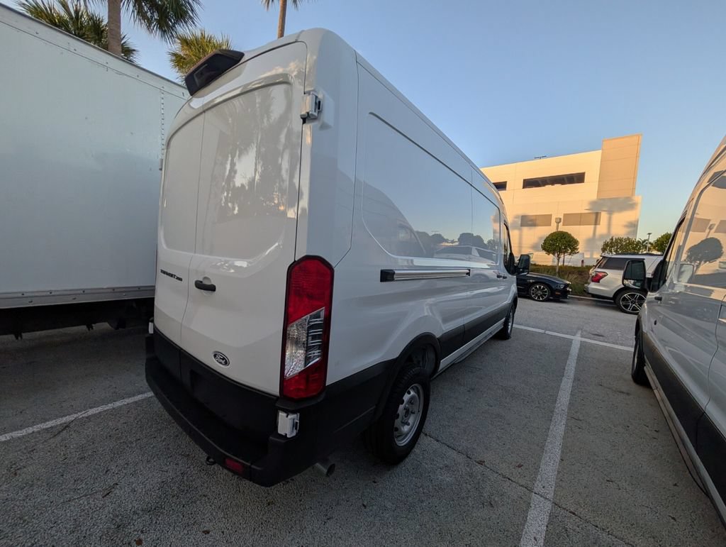 New 2026 Ford Transit 350 148 Medium Roof w/ Load Area Protection Package RWD image 15