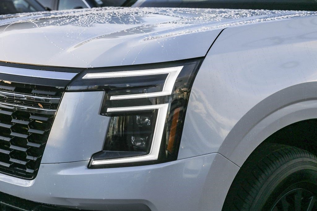 New 2026 Nissan Armada SV image 4