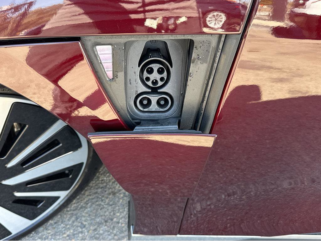 Used 2023 Lucid Air Touring image 40