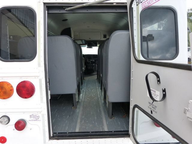 Used 2007 Chevrolet Express 3500 w/ School Bus Package RWD image 14