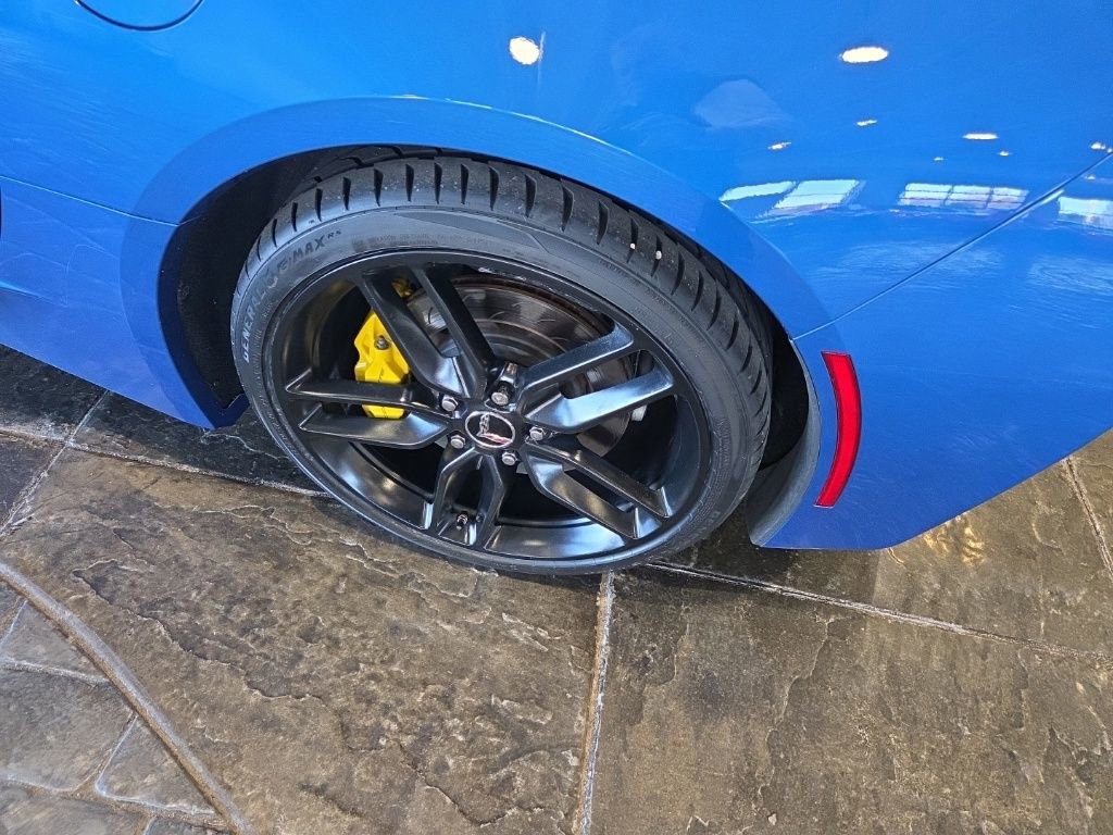 Used 2014 Chevrolet Corvette Z51 w/ 3LT Preferred Equipment Group image 9