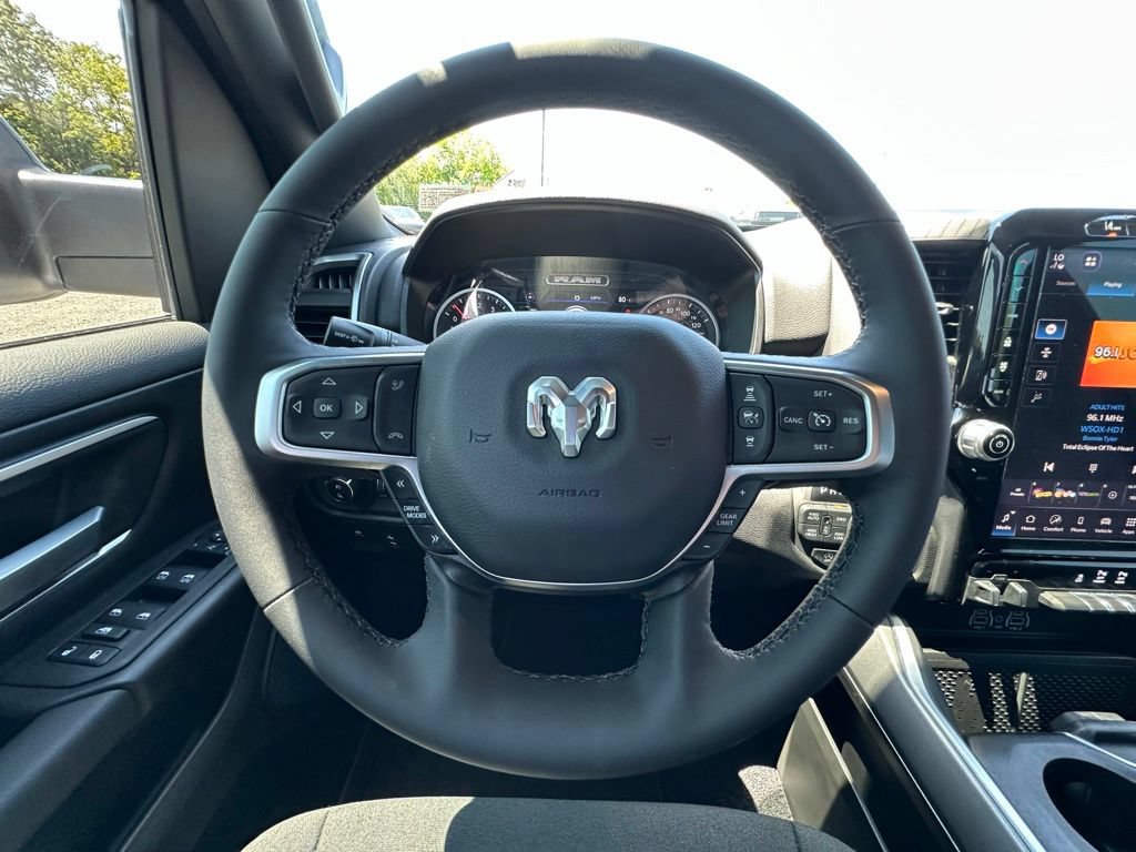 Used 2026 RAM 1500 Big Horn AWD/4WD image 9