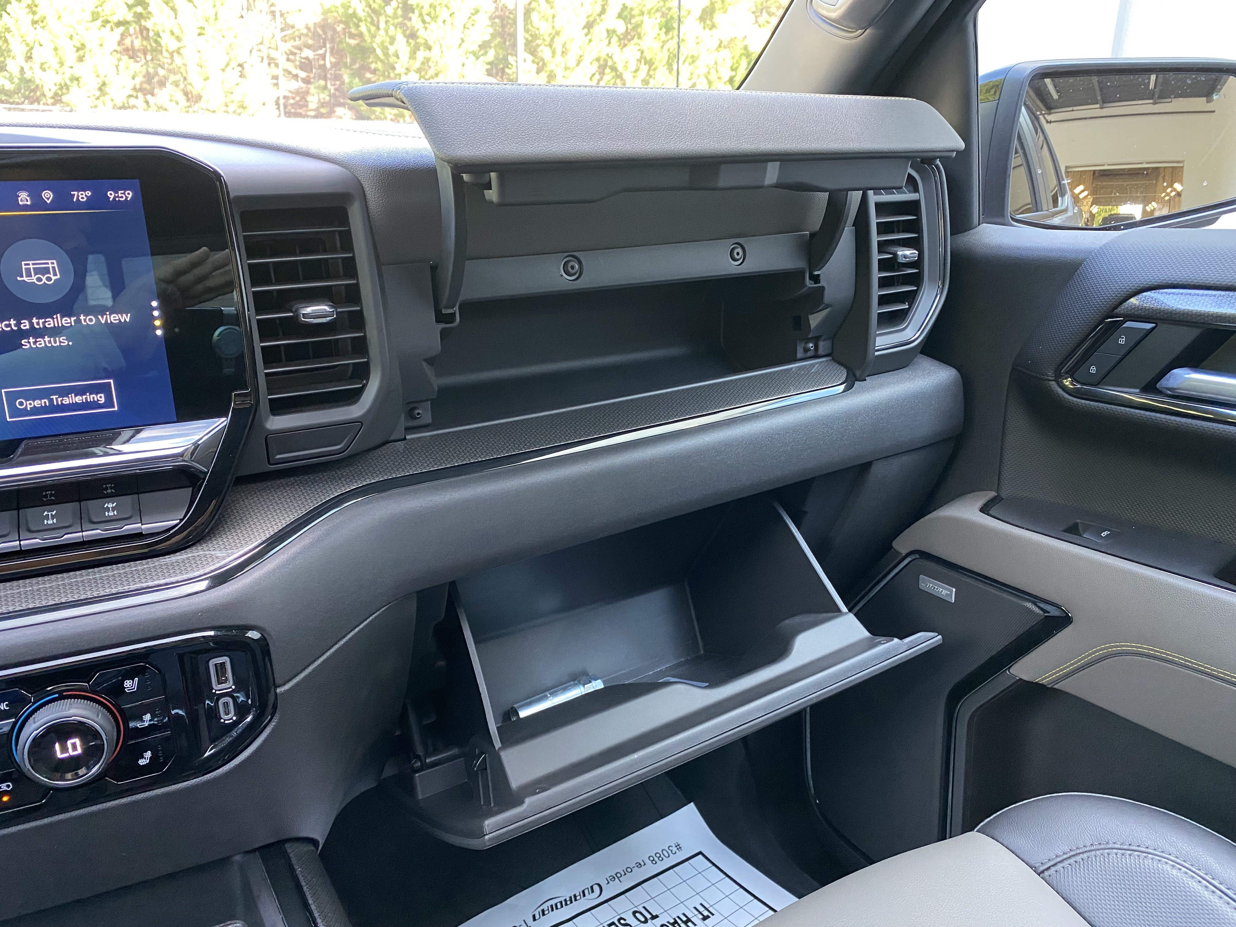 Used 2025 Chevrolet Silverado 1500 ZR2 w/ Technology Package AWD/4WD image 34