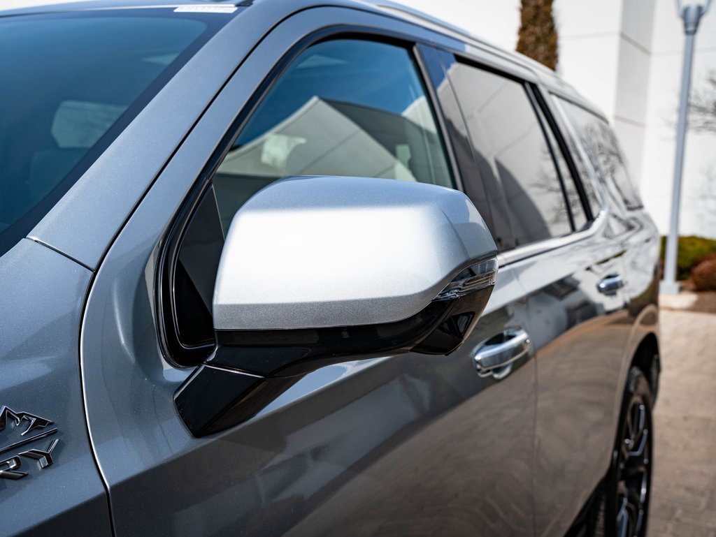 Used 2025 Chevrolet Tahoe High Country image 15