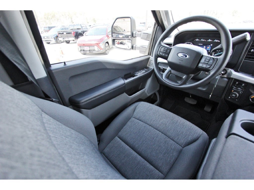 Certified 2026 Ford F250 XL w/ STX Appearance Package AWD/4WD image 11