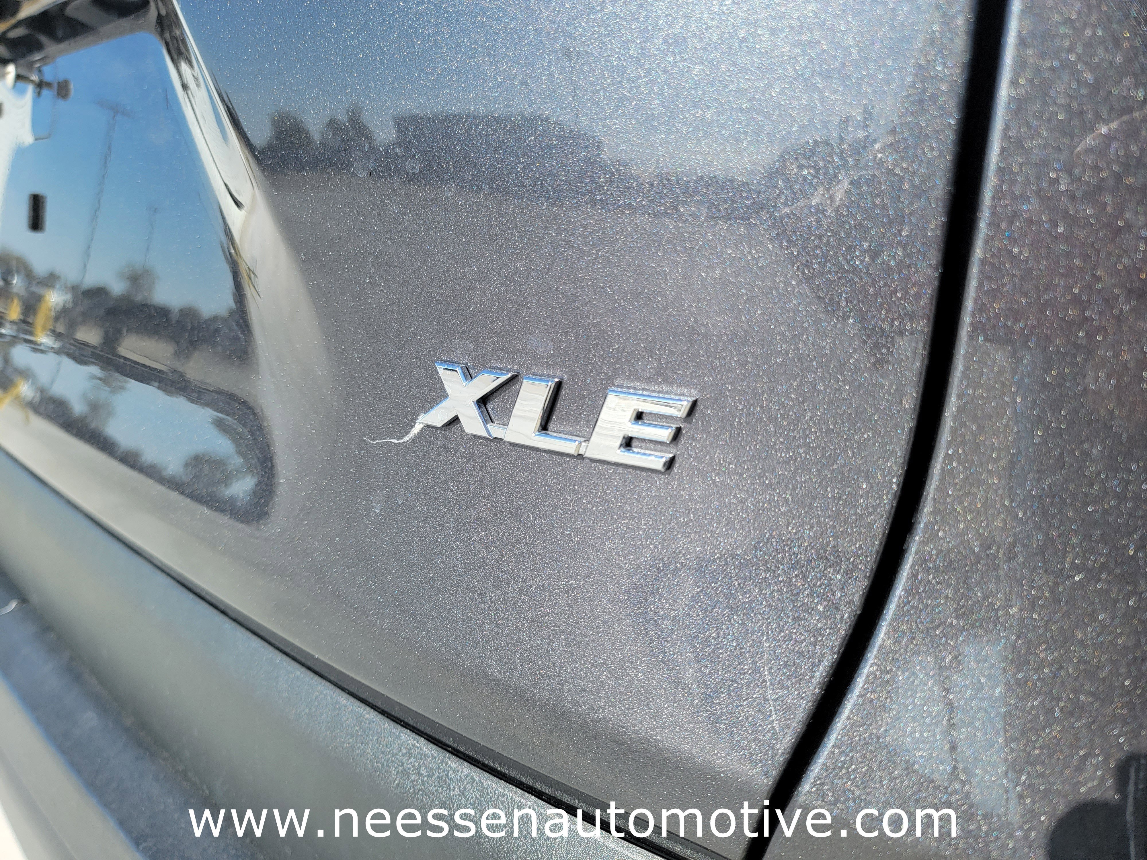 Used 2024 Toyota RAV4 XLE image 8