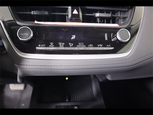 Used 2026 Toyota Corolla Cross LE image 45