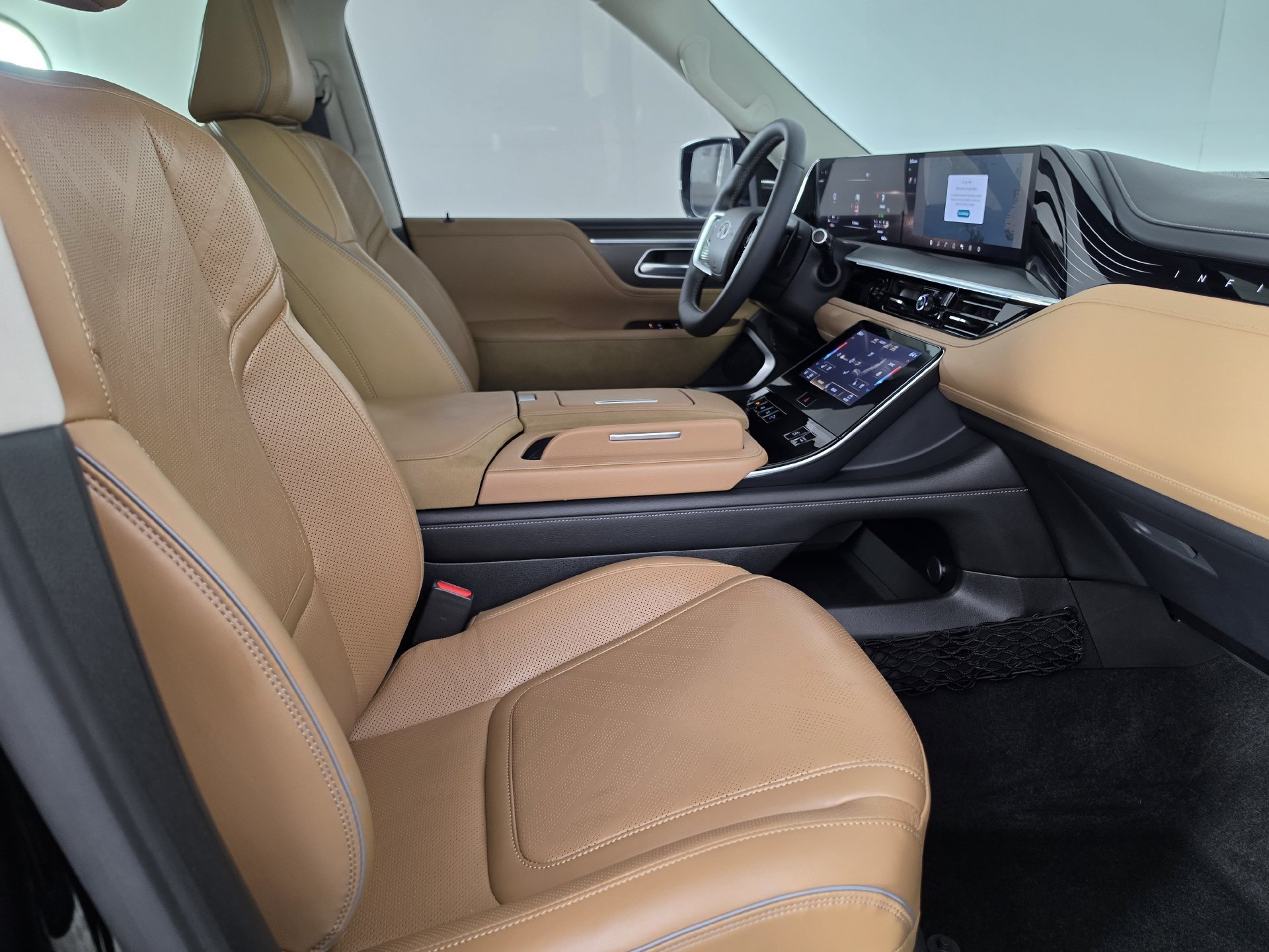 Used 2026 INFINITI QX80 Luxe RWD image 31