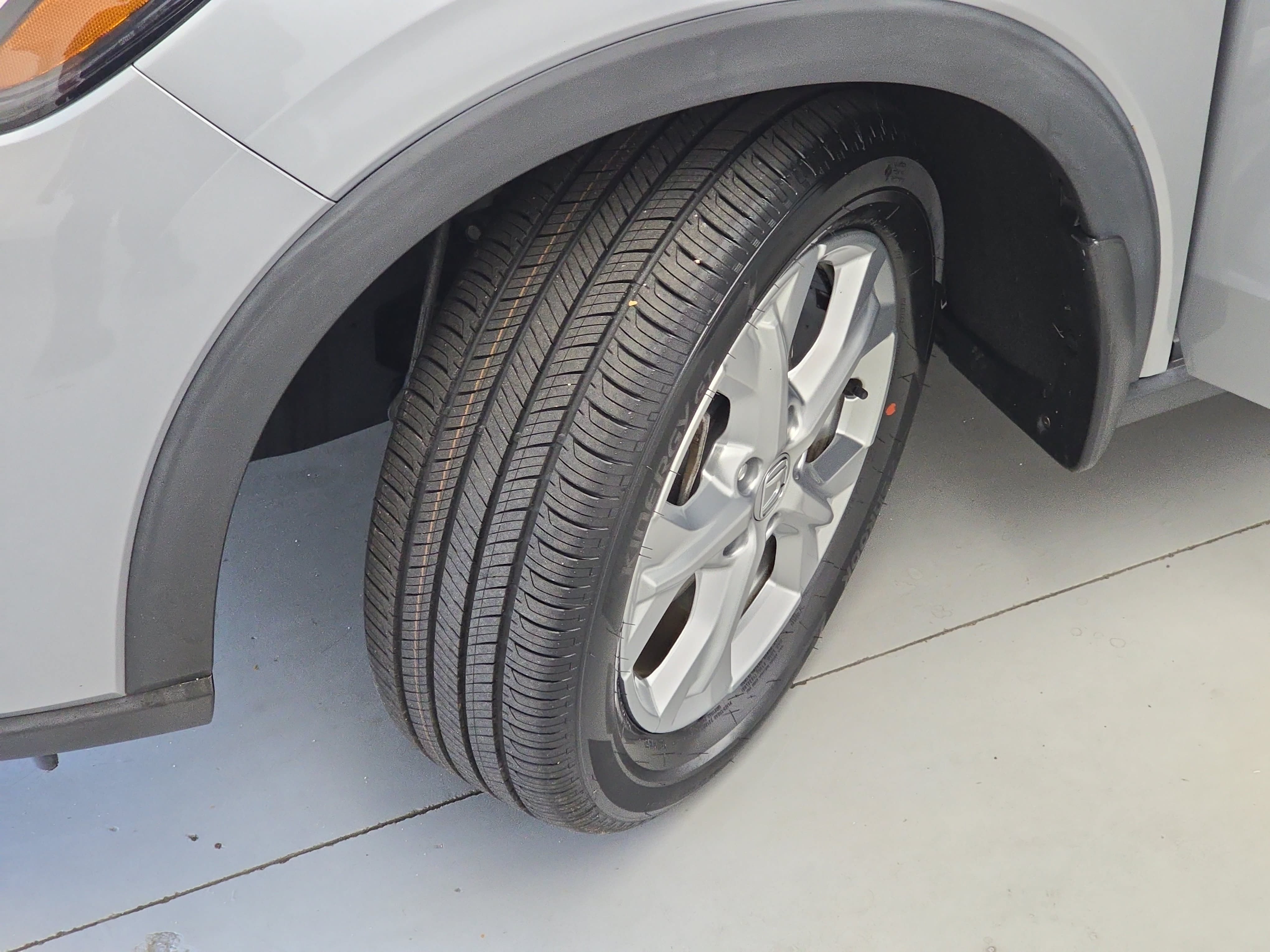 Used 2024 Honda HR-V LX image 31