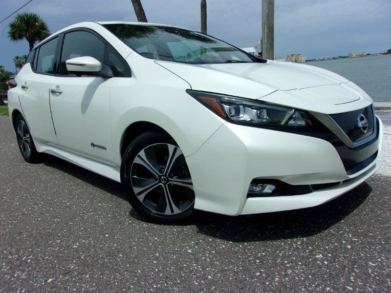 Used 2018 Nissan Leaf SL w/ SL Technology Package FWD image 18